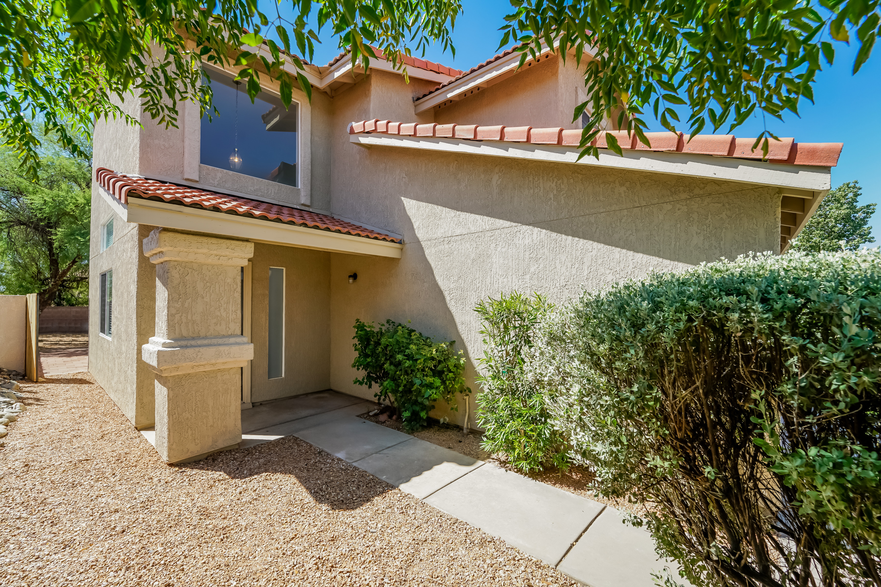 4667 W weathervane st Tucson, AZ 85741